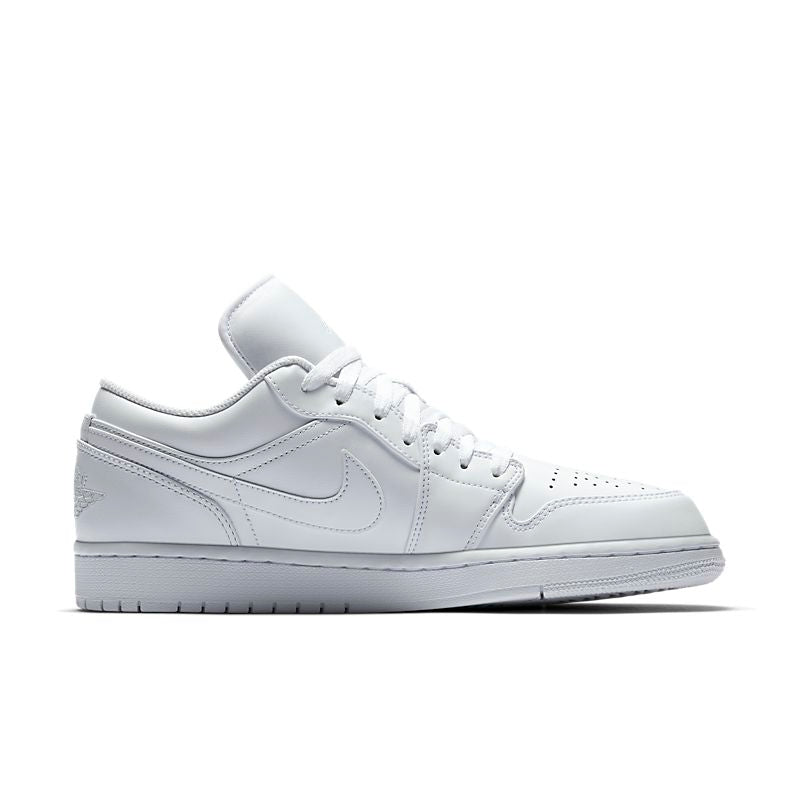 Tênis Nike Air Jordan 1 Low Triple White Logo (GS) - Rei da Pelada