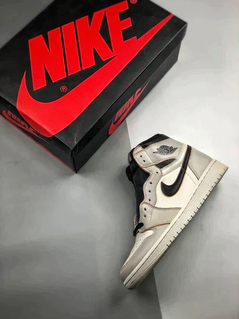 Tênis Nike Air Jordan 1 Retro High "Defiant SB NYC To Paris" - Rei da Pelada