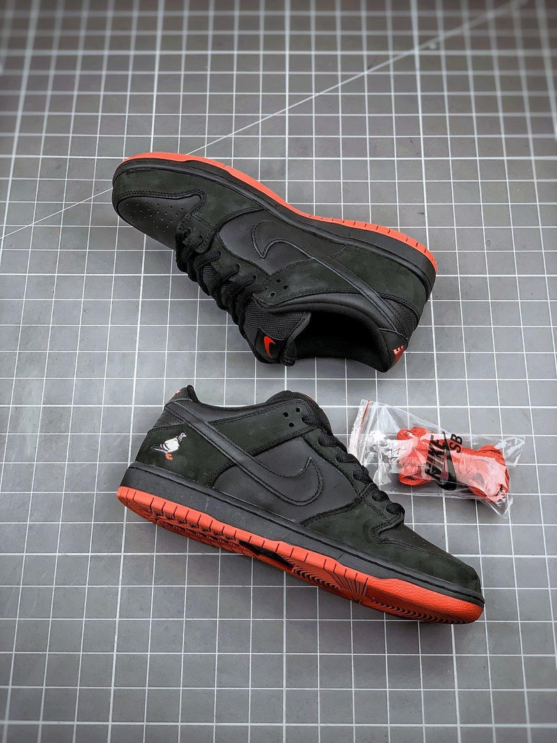 Tênis Nike SB Dunk Low x Staple "Black Pigeon" - Rei da Pelada