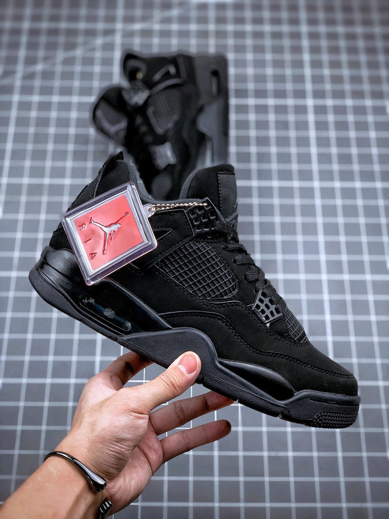 Tênis Nike Air Jordan 4 Retro Black Cat (2020) - Rei da Pelada