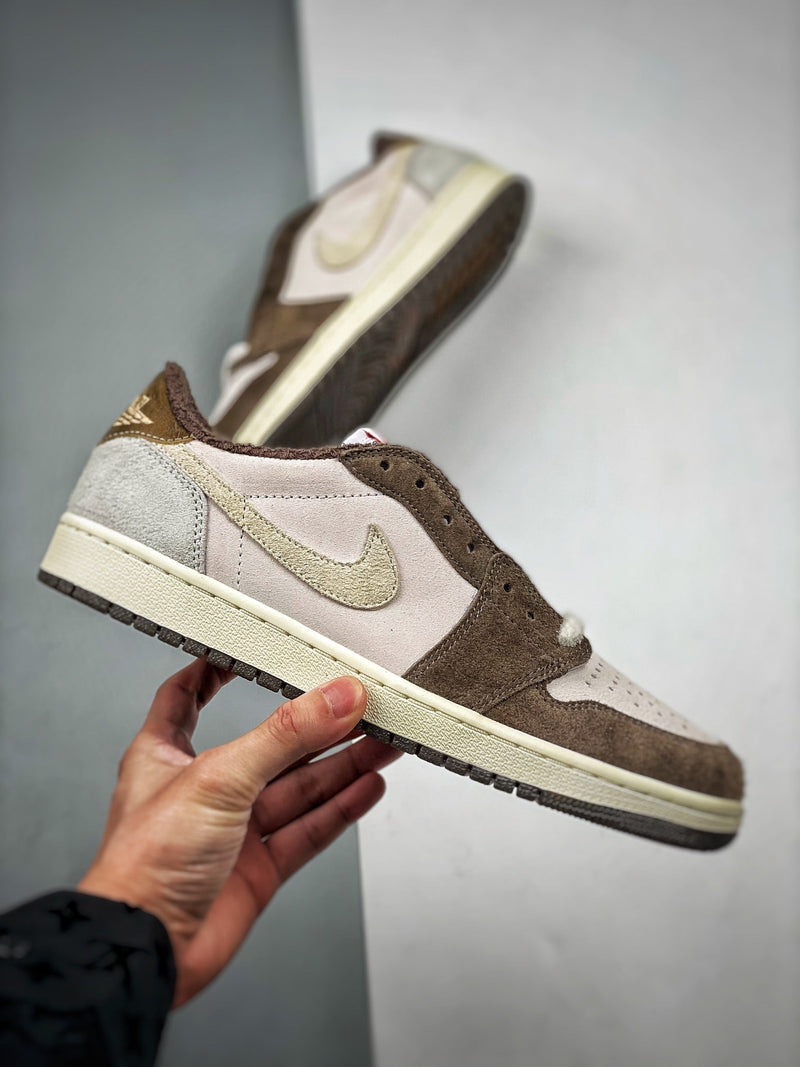 Tênis Nike Air Jordan 1 Low Retro "Year of the Rabbit" - Rei da Pelada