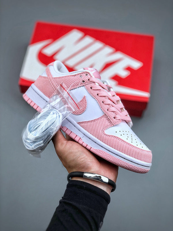 Tênis Nike SB Dunk Low "Pink Corduroy" - Rei da Pelada