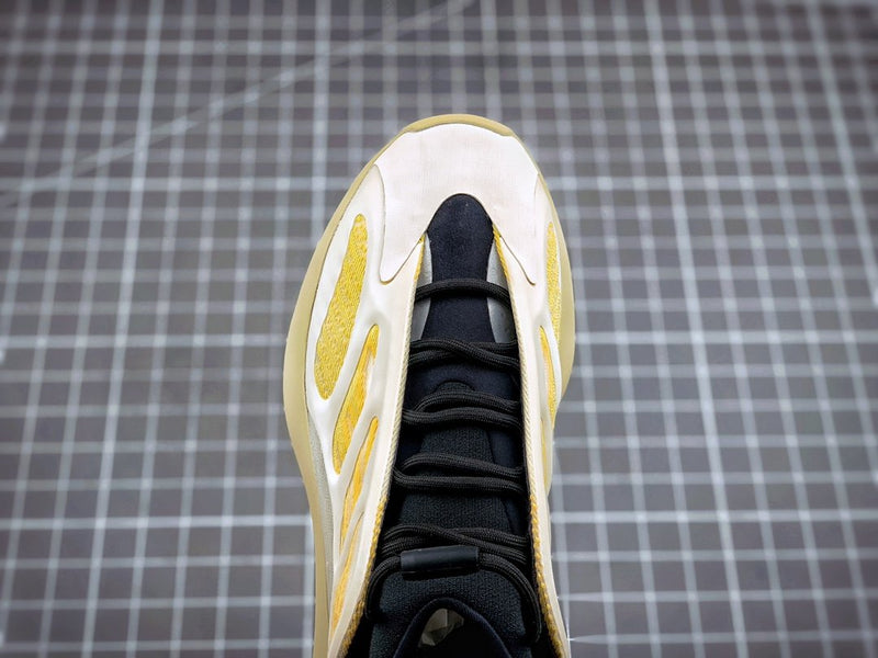 Tênis Adidas Yeezy Boost 700 V3 Srphym - Rei da Pelada