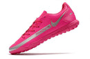Chuteira Nike Phantom GT Club Society Rosa