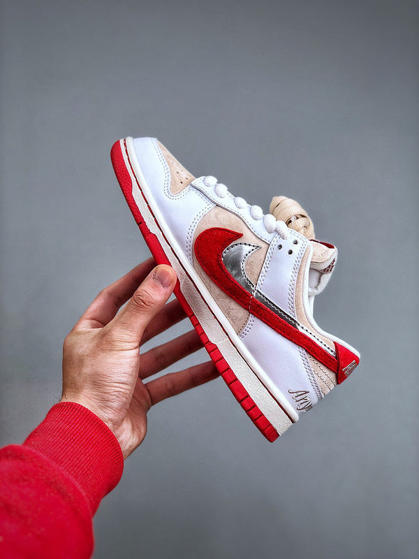 Tênis Nike SB Dunk Low "Valentines Day" - Rei da Pelada