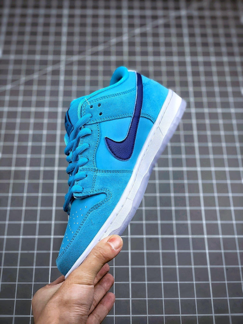 Tênis Nike SB Dunk Low "Blue Fury" - Rei da Pelada