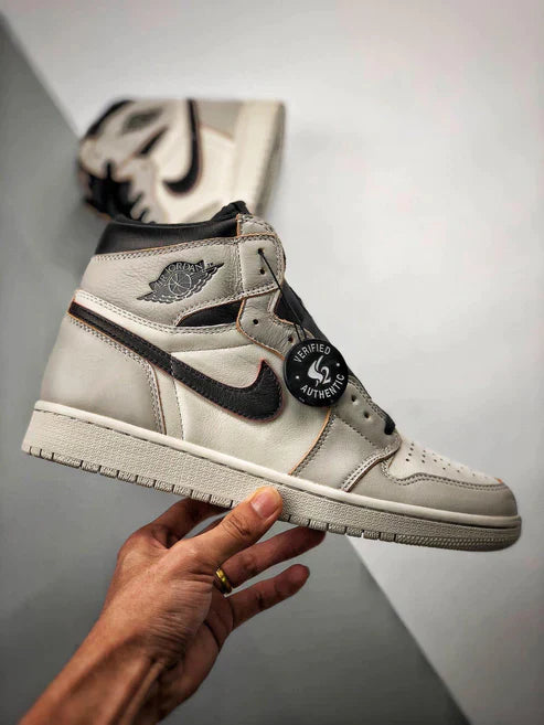 Tênis Nike Air Jordan 1 Retro High "Defiant SB NYC To Paris" - Rei da Pelada