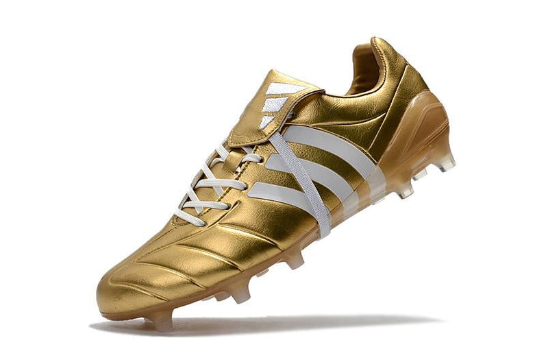 Chuteira Adidas Predator Mania Champagne Campo