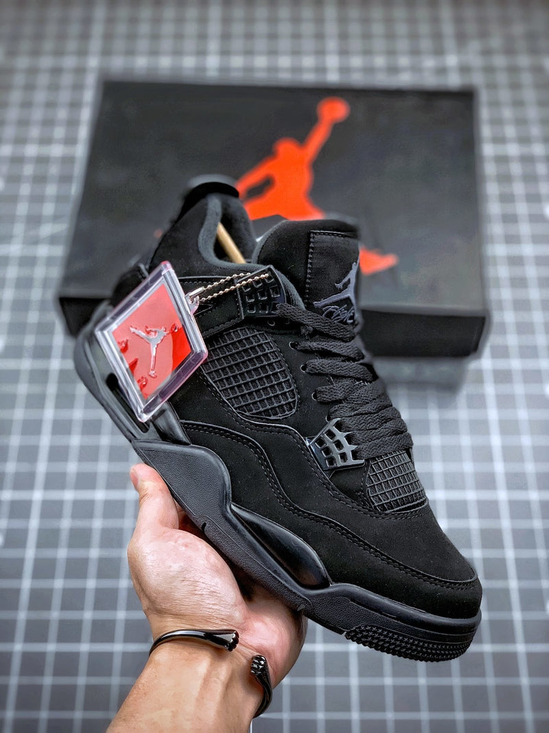 Tênis Nike Air Jordan 4 Retro Black Cat (2020) - Rei da Pelada