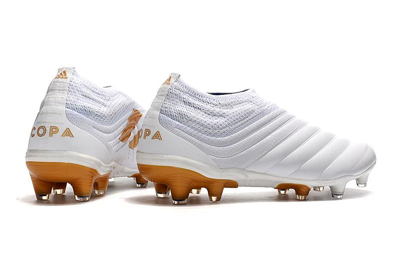 Chuteira Adidas Copa 19+ Campo