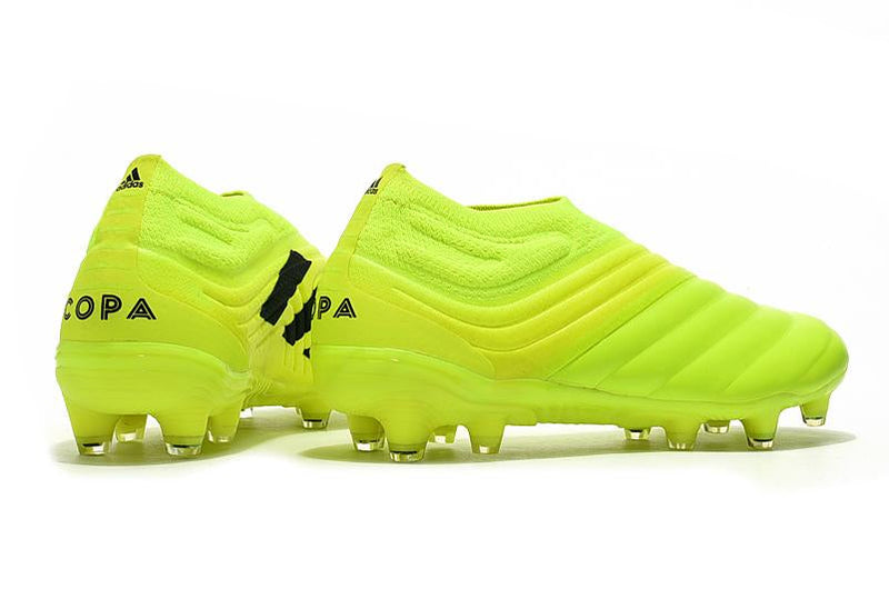 Chuteira Adidas Copa 19+ Campo