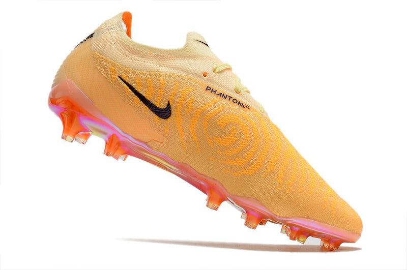 Chuteira Nike Phantom GX Low Elite FG Campo