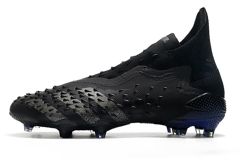 Chuteira adidas Predator Freak+ Campo