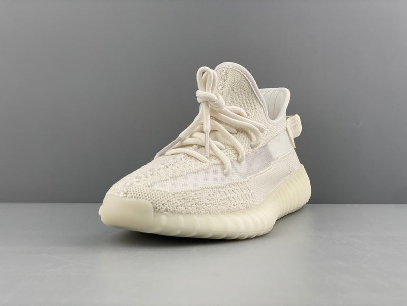 Tênis Adidas Yeezy Boost 350 V2 Bone - Rei da Pelada